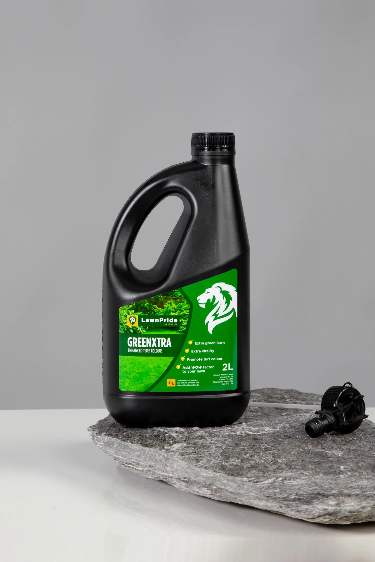 LawnPride Greenxtra 2L Hose-On